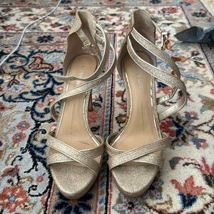 Gold Gianni Bini heels